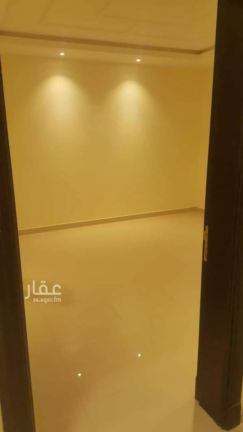 شقة 3 غرف في عكاظ 4
