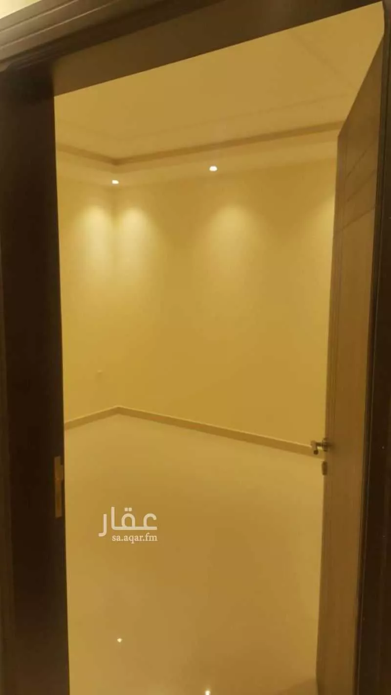 شقة 3 غرف في عكاظ 6