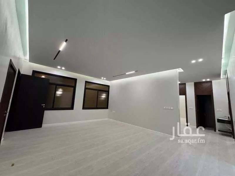 دور 4 غرف في السويدي 12