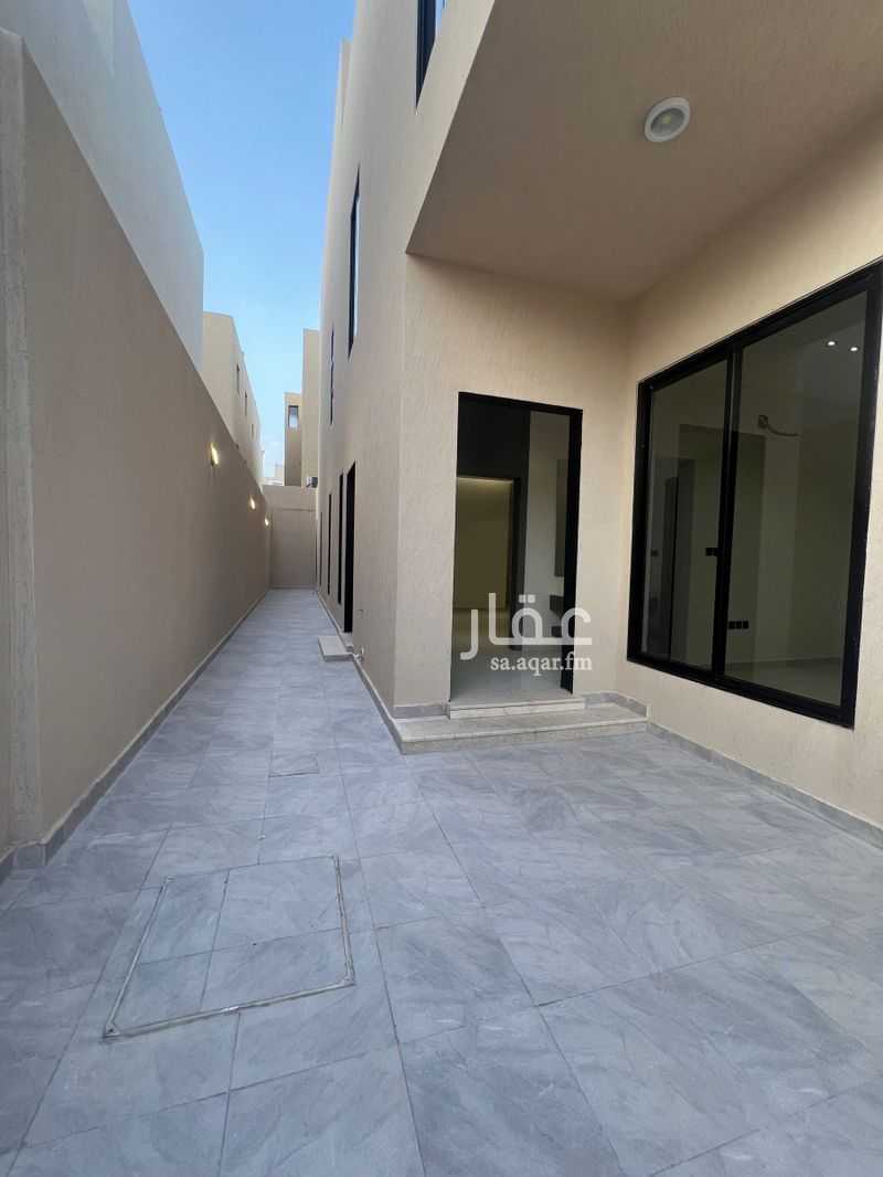 4 bedroom apartment in Al Farouq, Riyadh 5