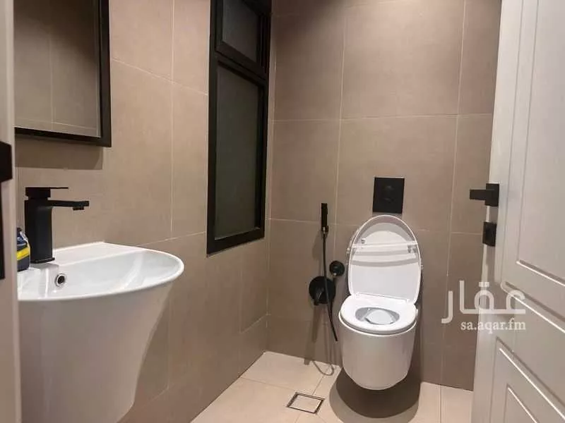 4 bedroom apartment in Al Khaleej 5