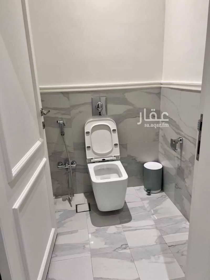 2 bedroom apartment in Al Qairawan 6