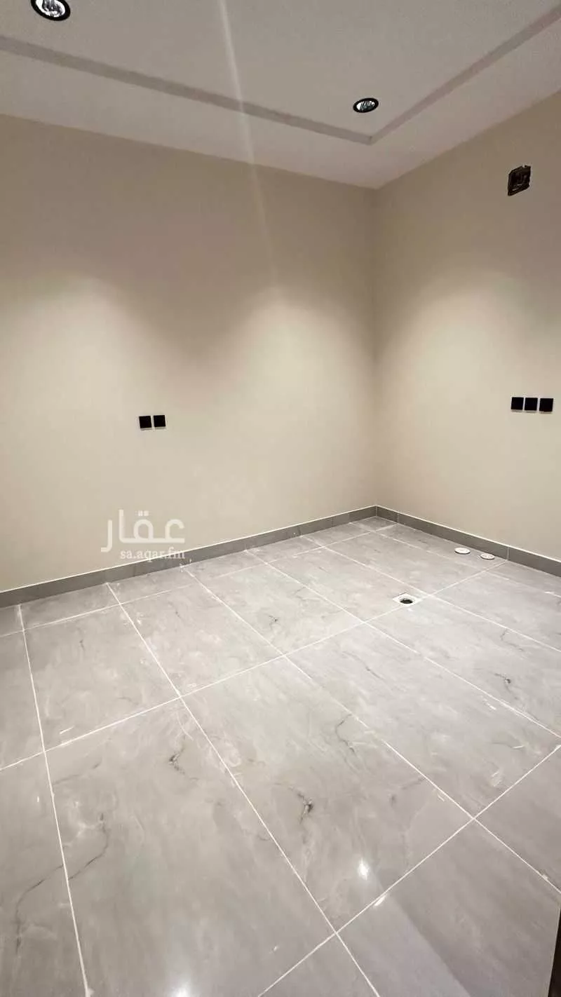 دور 4 غرف في السعادة 6
