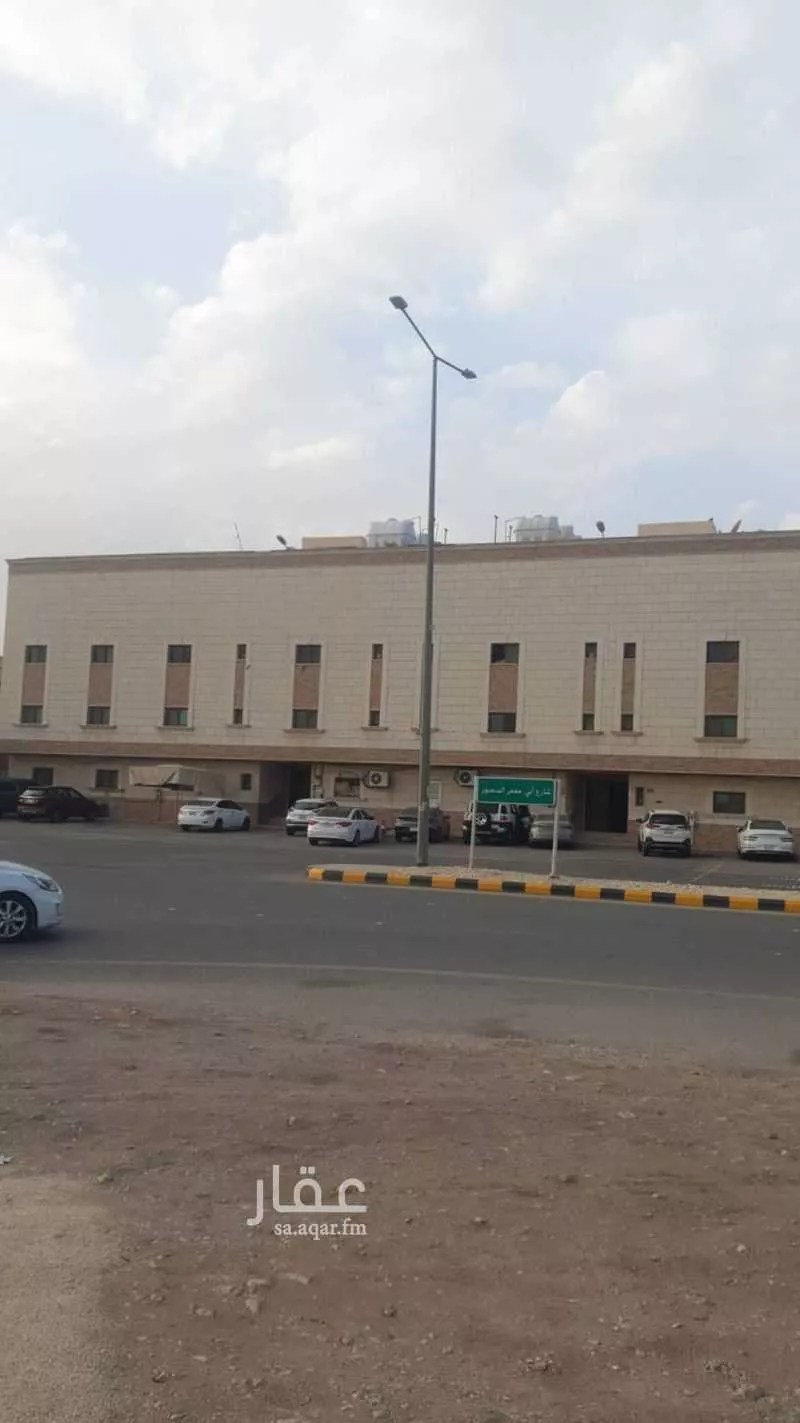 3 bedroom apartment in Al Yarmouk 11