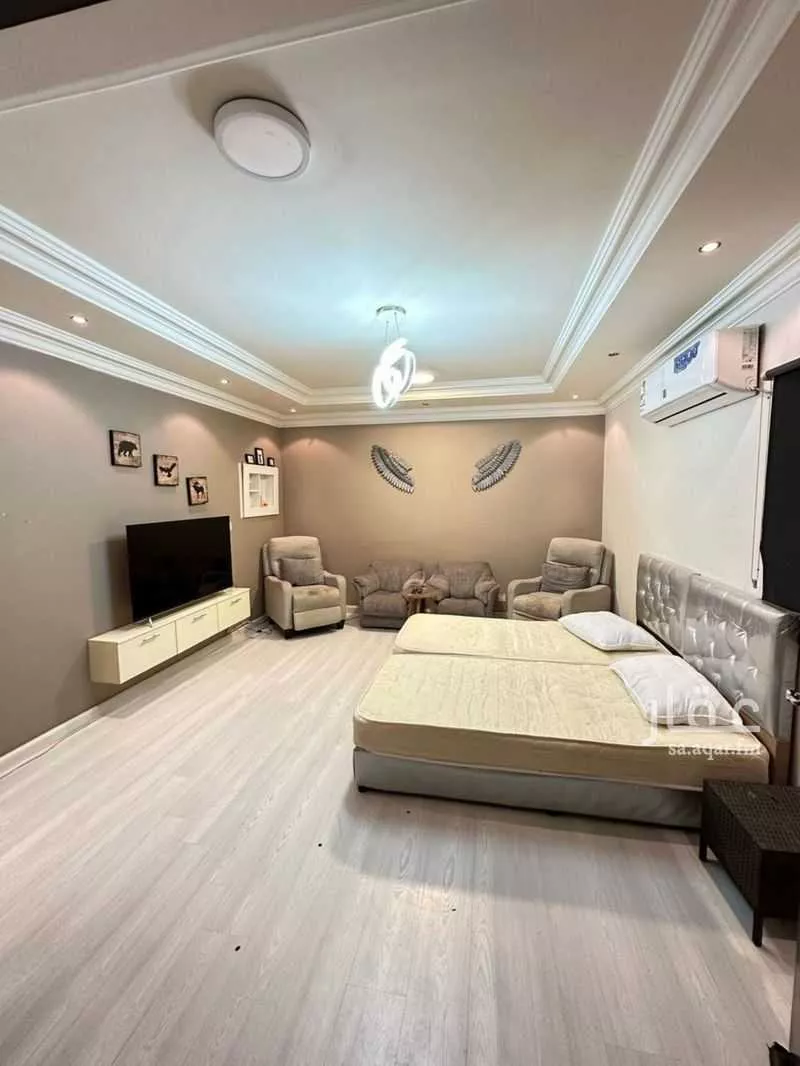 3 bedroom apartment in Al Yarmouk 6