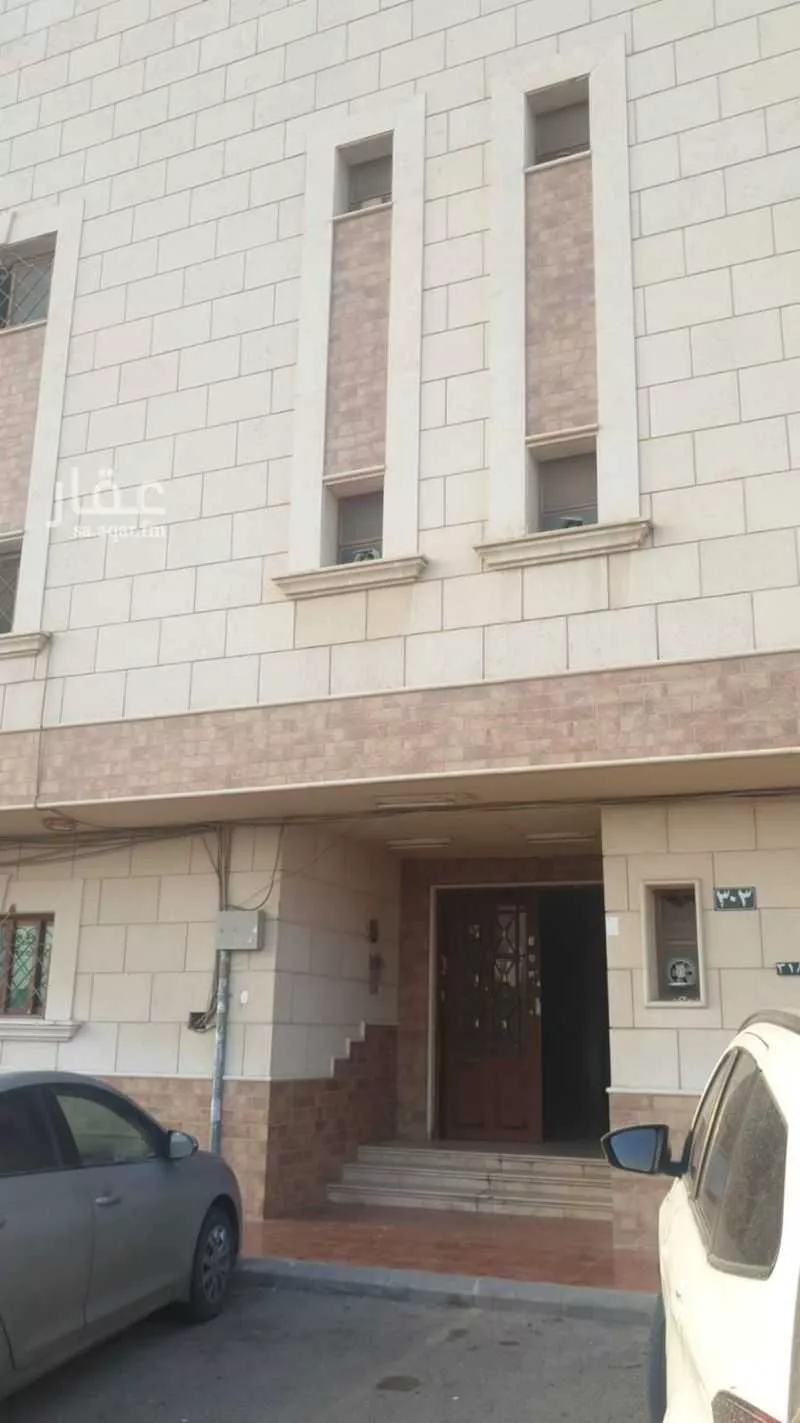 3 bedroom apartment in Al Yarmouk 10