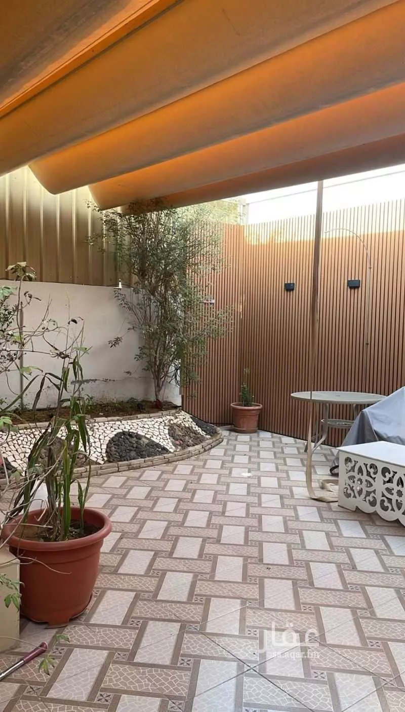 4 bedroom apartment in Dhahrat Laban 2