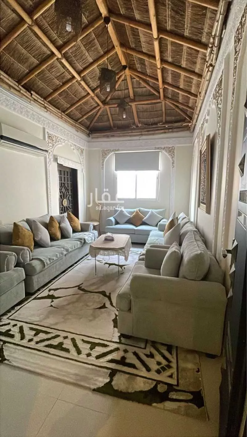 4 bedroom apartment in Dhahrat Laban 4