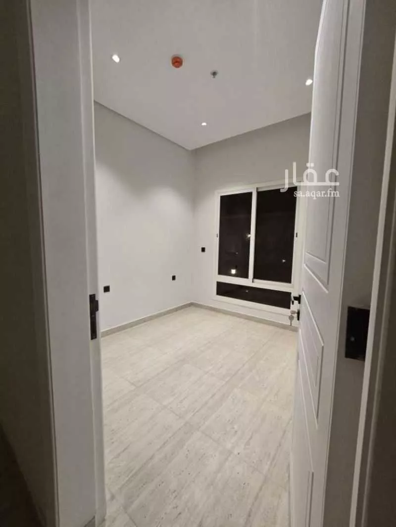 شقة 4 غرف في النرجس 5
