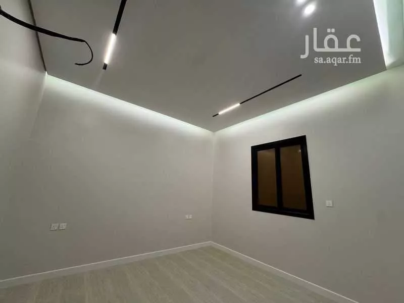 دور 4 غرف في السويدي 14