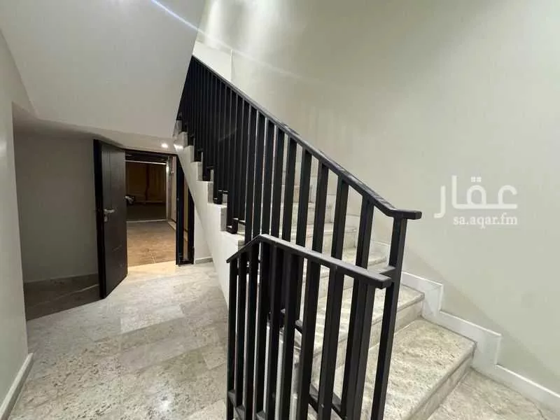 دور 4 غرف في السويدي 5