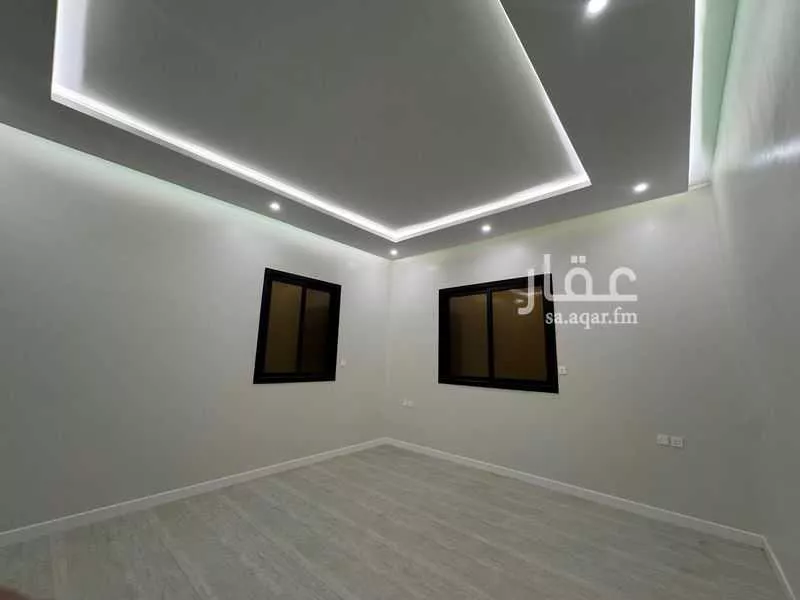 دور 4 غرف في السويدي 7
