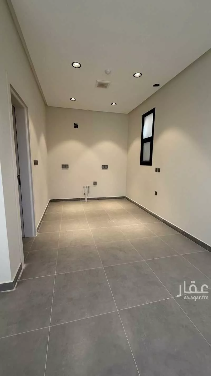 شقة 3 غرف في السعادة 6