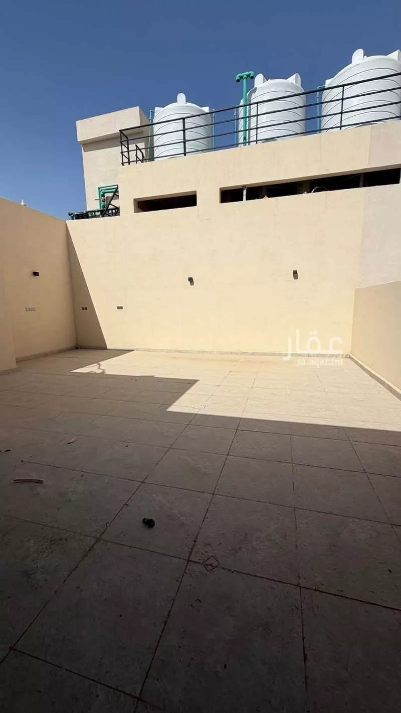 شقة 3 غرف في السعادة 8