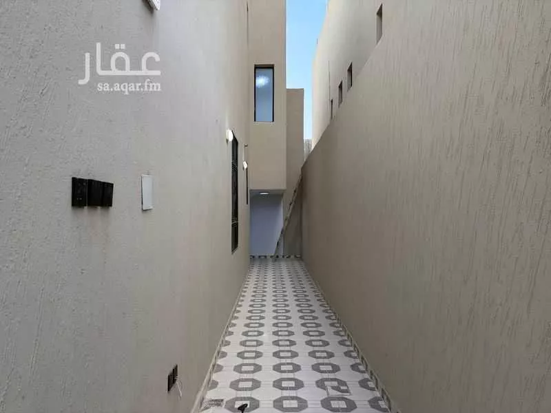 شقة 3 غرف في السعادة 2