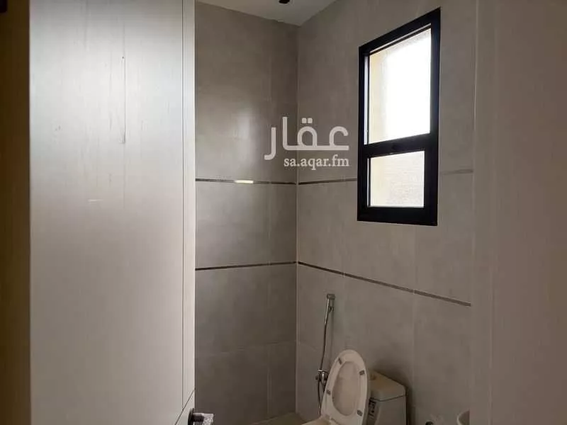 شقة 3 غرف في السعادة 8