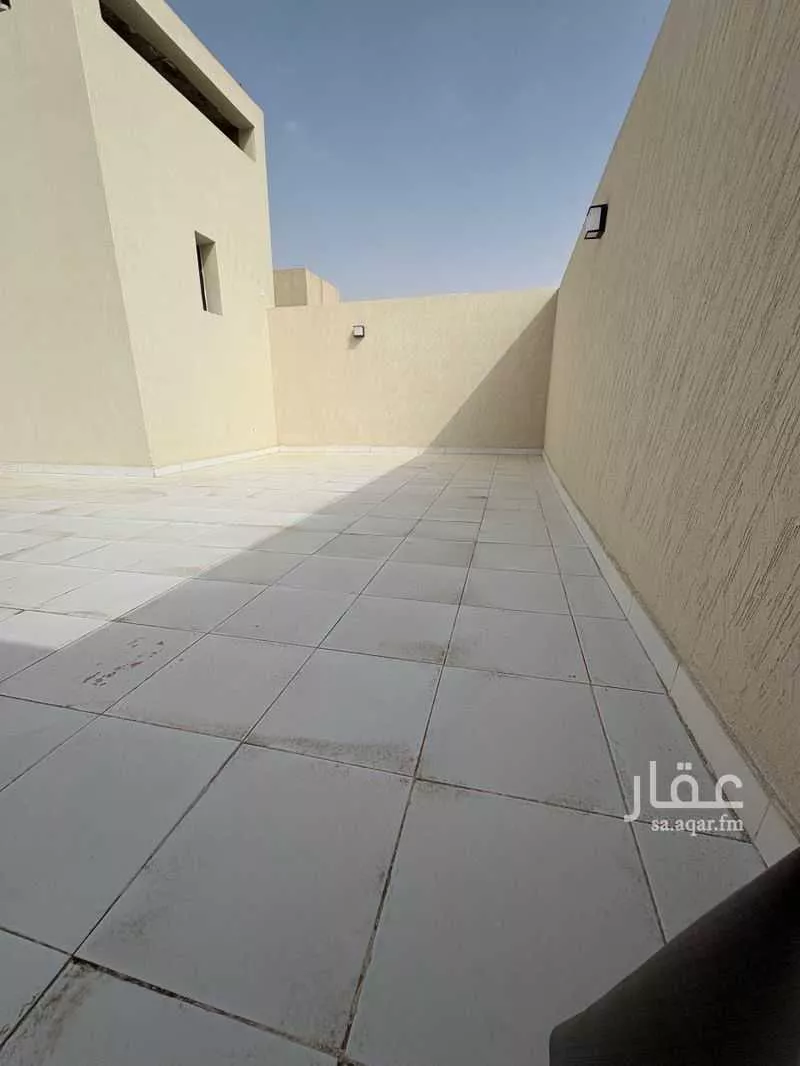 شقة 3 غرف في السعادة 8