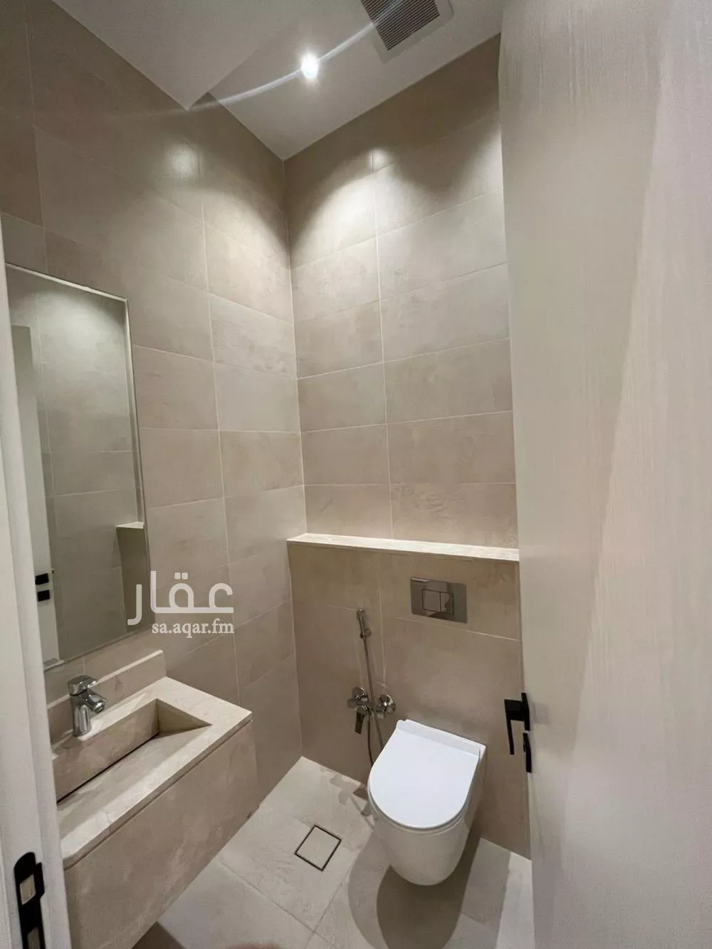 3 bedroom apartment in Al Aridh 8