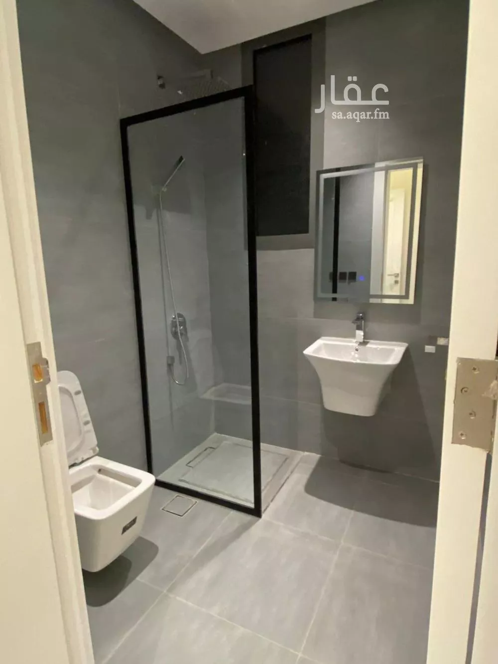 شقة 3 غرف في الرمال 3