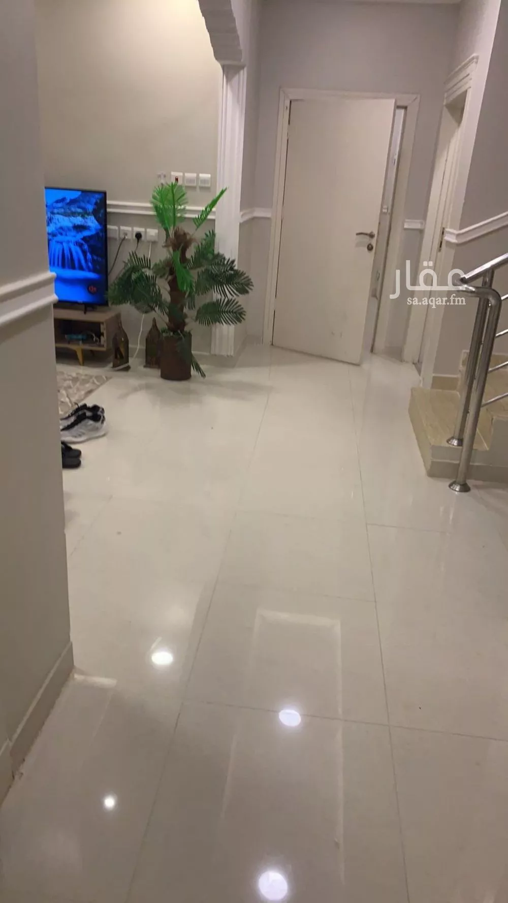 3 bedroom apartment in Dhahrat Laban 4