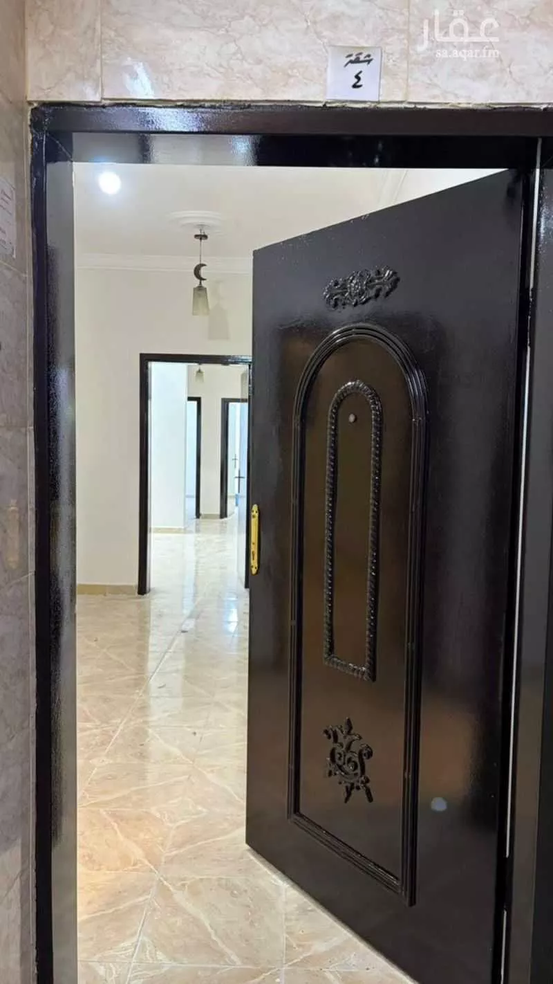 شقة 4 غرف في بدر 2