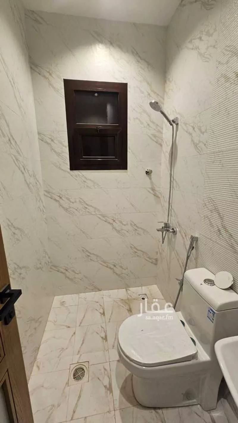 2 bedroom apartment in Dhahrat Laban 4