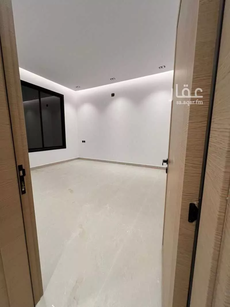 دور 4 غرف في السعادة 6