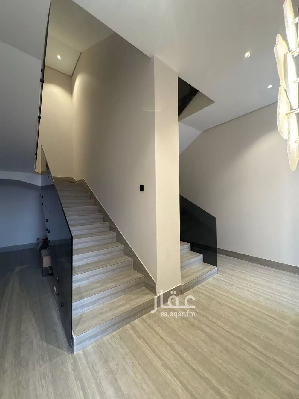 3 bedroom floor in Al Narjis 5