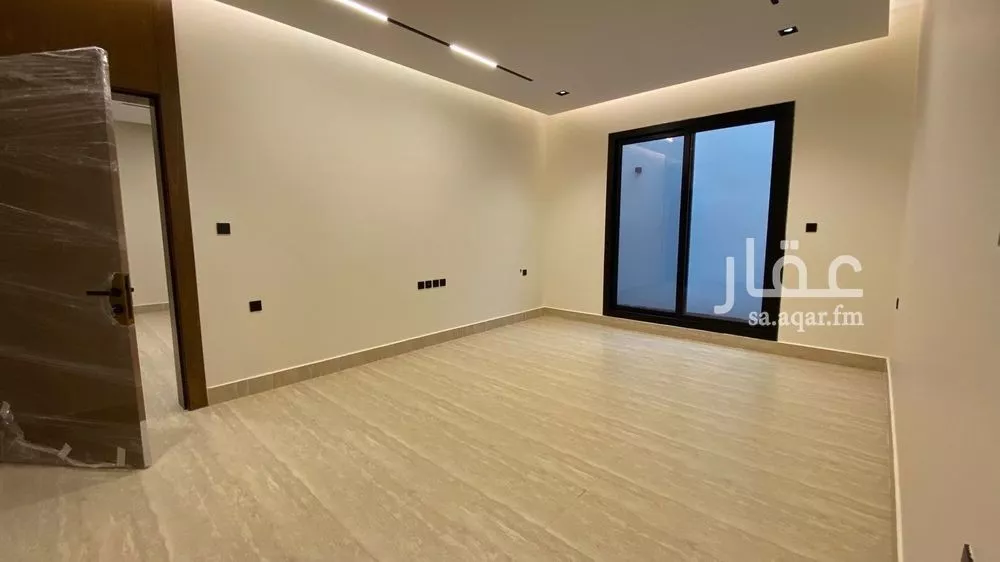 5 bedroom floor in Al Yarmouk 7