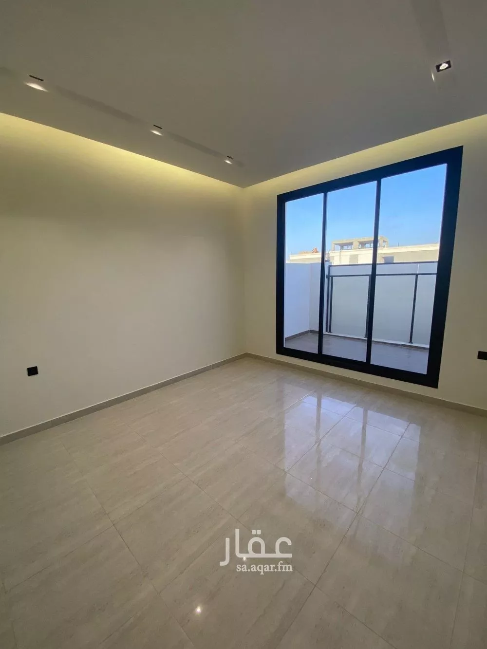 4 bedroom floor in Ash Sharq 2