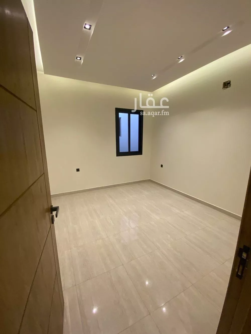 4 bedroom floor in Ash Sharq 7