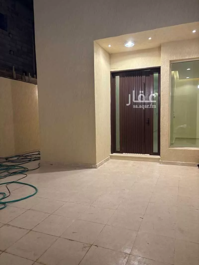7 bedroom floor in Dirab 2