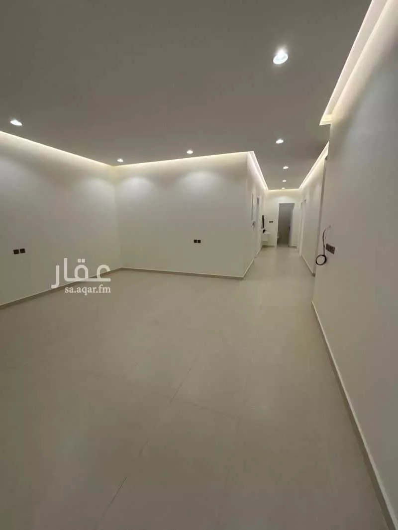 7 bedroom floor in Dirab 5