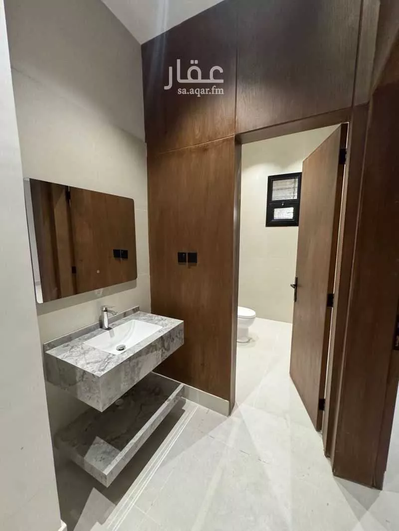 3 bedroom floor in Al Janadriyah 14