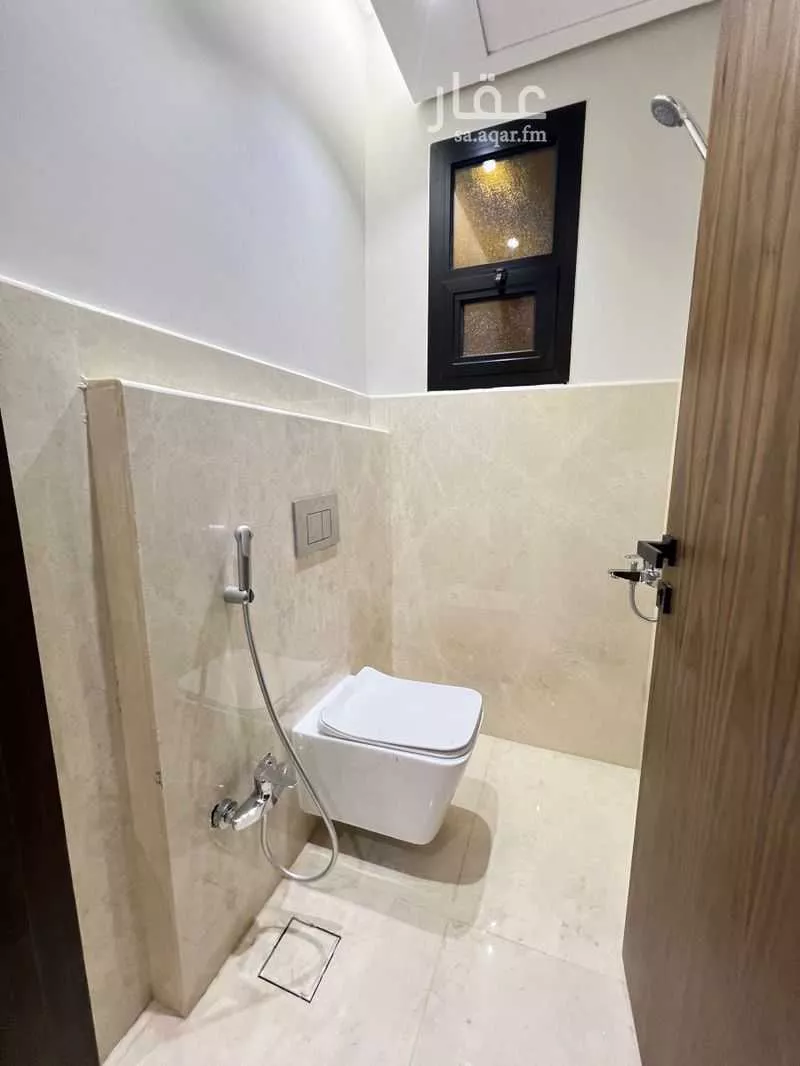 5 bedroom floor in Al Rimal 6