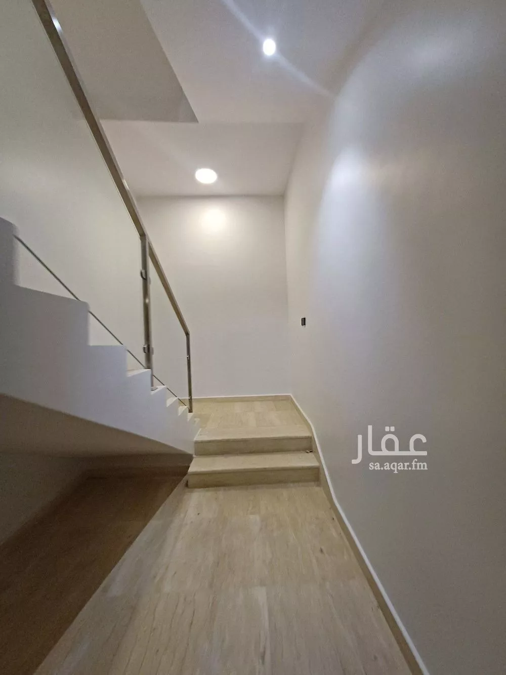 3 bedroom floor in Dhahrat Al Badiah 13