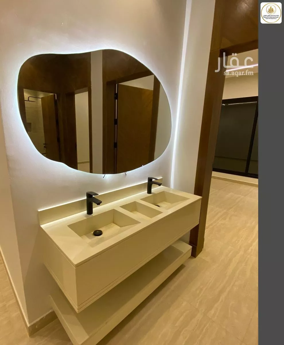 5 bedroom floor in Tuwaiq 2
