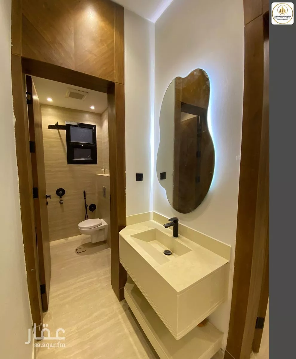 5 bedroom floor in Tuwaiq 11