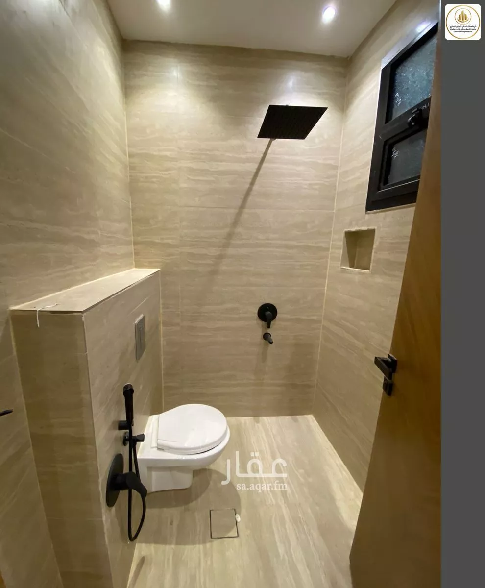 5 bedroom floor in Tuwaiq 10