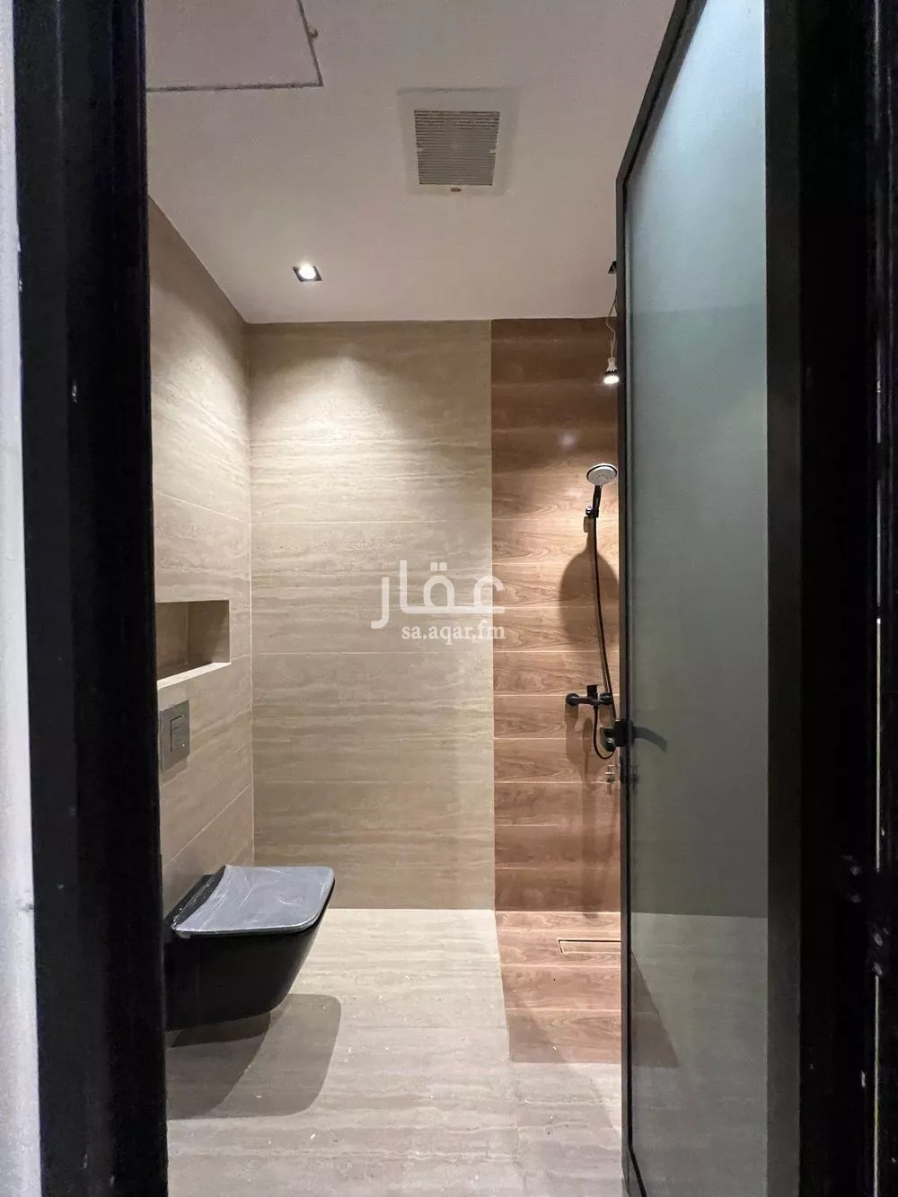 دور 3 غرف في العارض 11