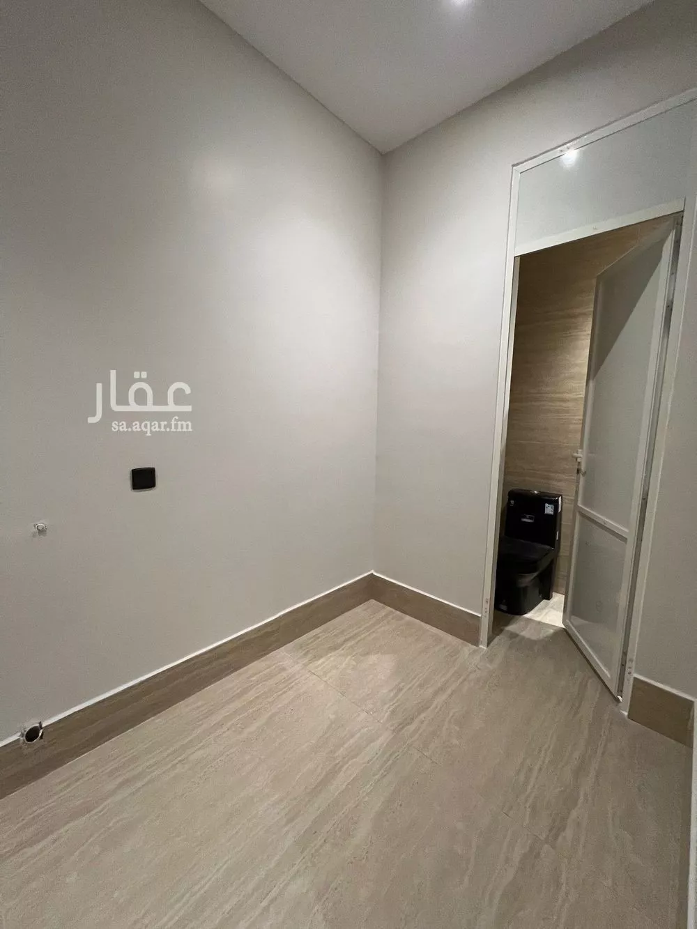 دور 3 غرف في العارض 10