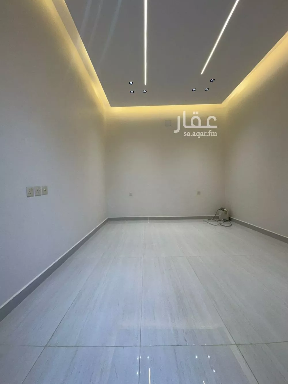 6 bedroom floor in Al Janadriyah 6