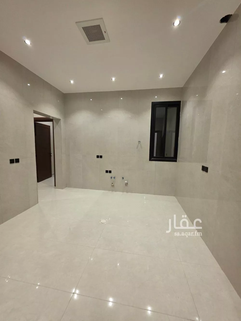 5 bedroom floor in Ash Sharq 15
