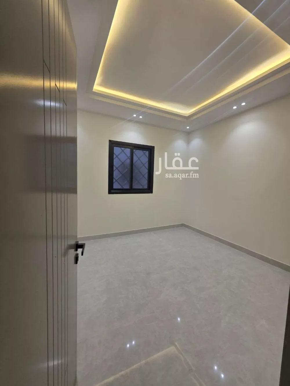 5 bedroom floor in Taibah 13