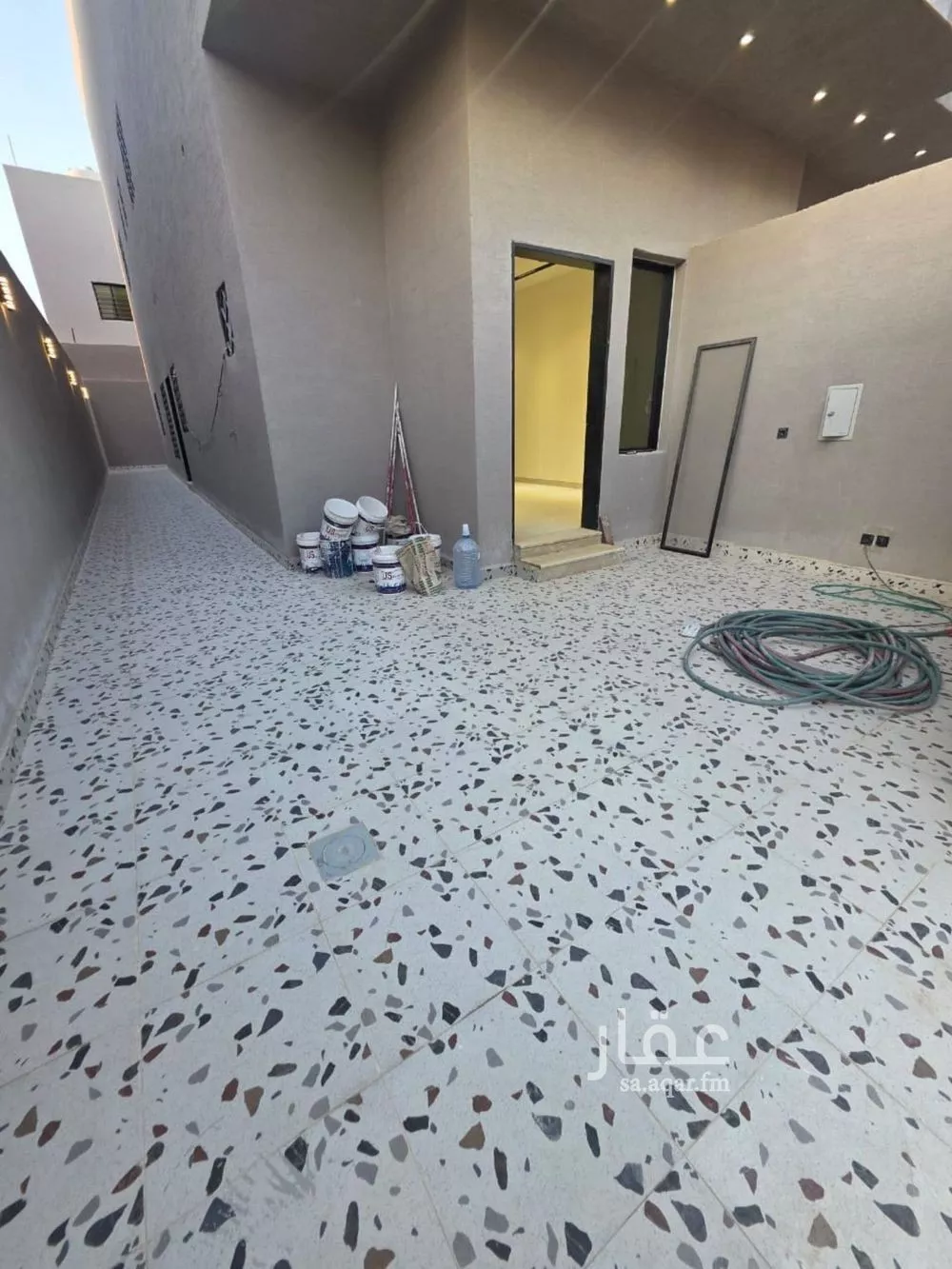 5 bedroom floor in Taibah 3