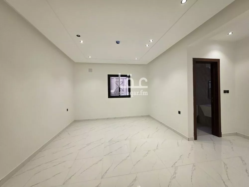 5 bedroom floor in Badr 4