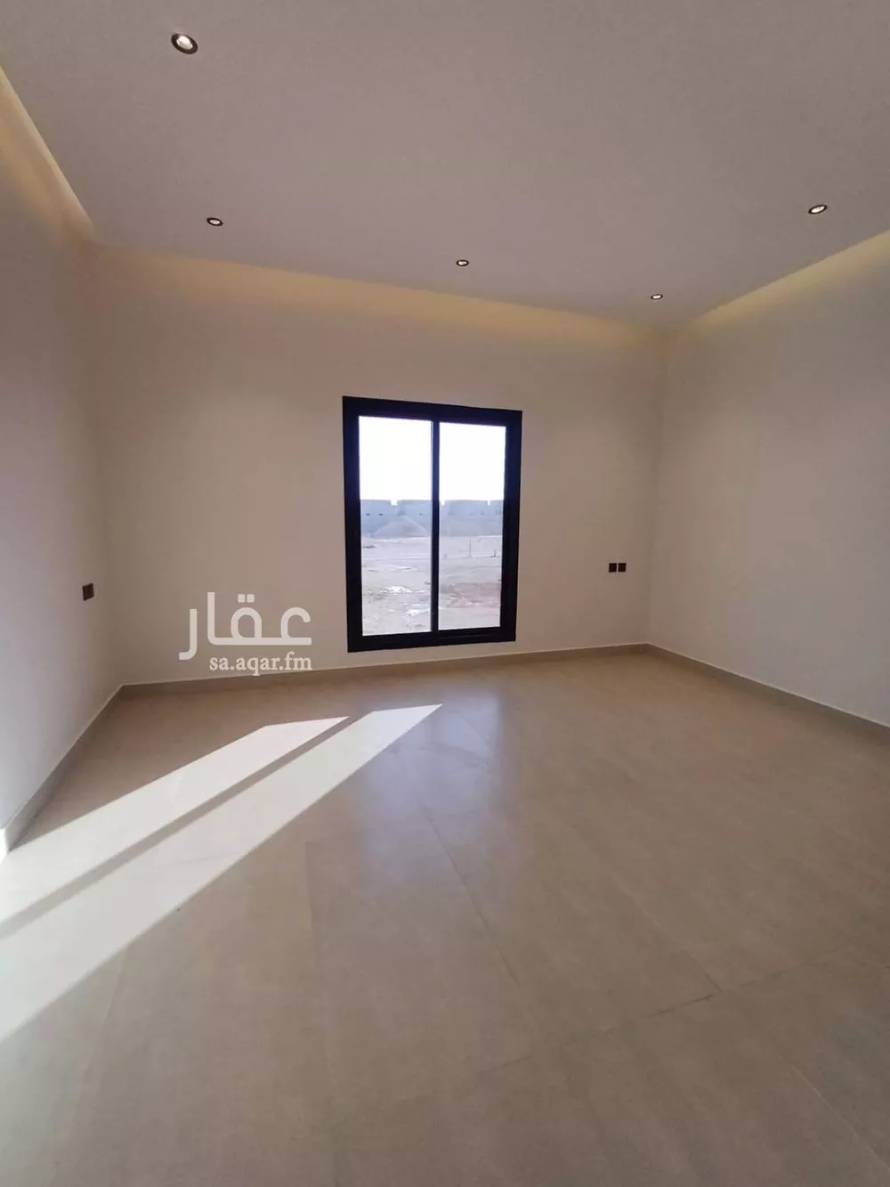 7 bedroom floor in Ash Sharq 4