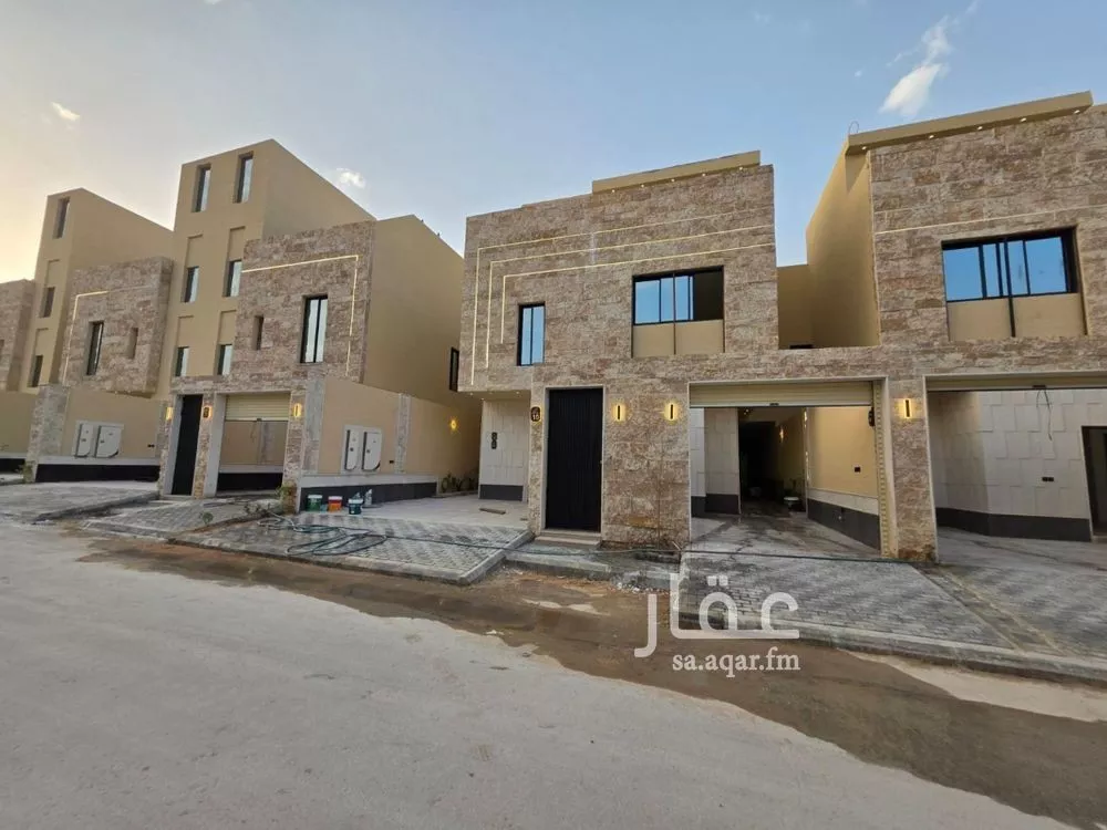 5 bedroom floor in Tuwaiq 5
