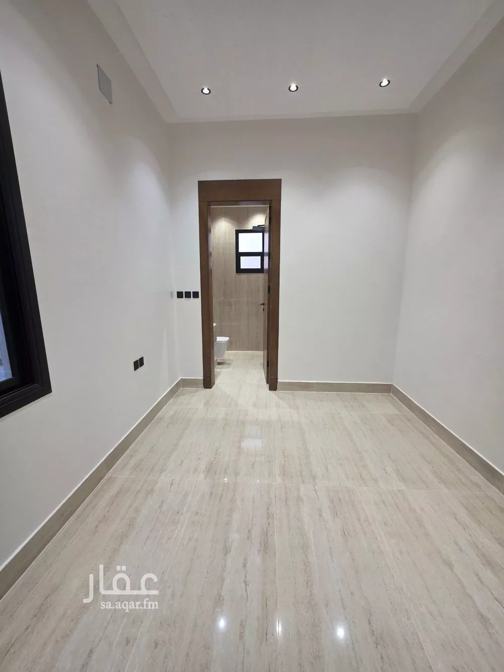 4 bedroom floor in Dhahrat Namar 22