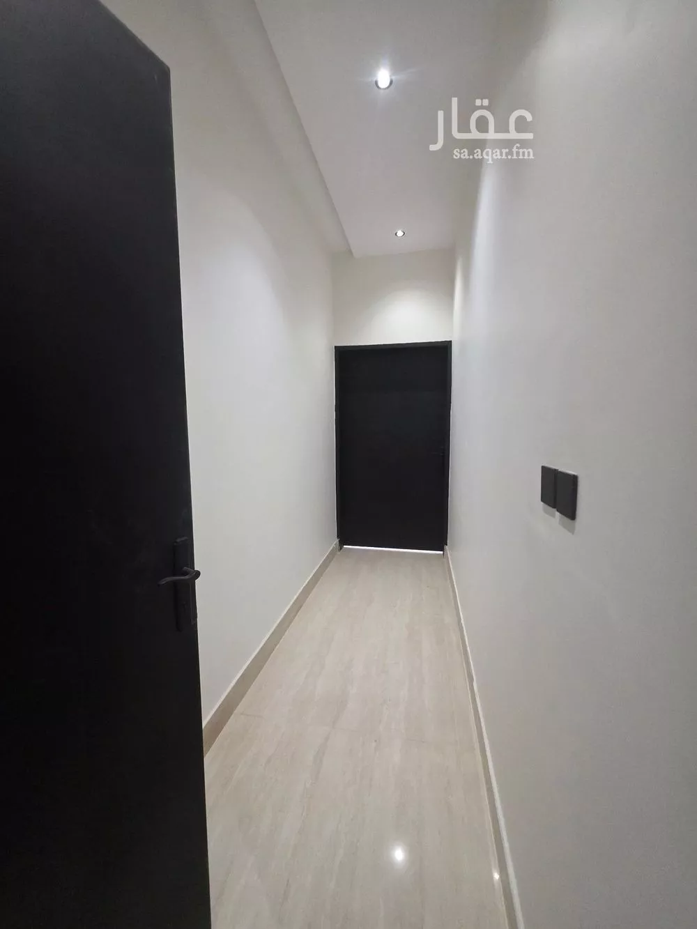4 bedroom floor in Dhahrat Namar 27